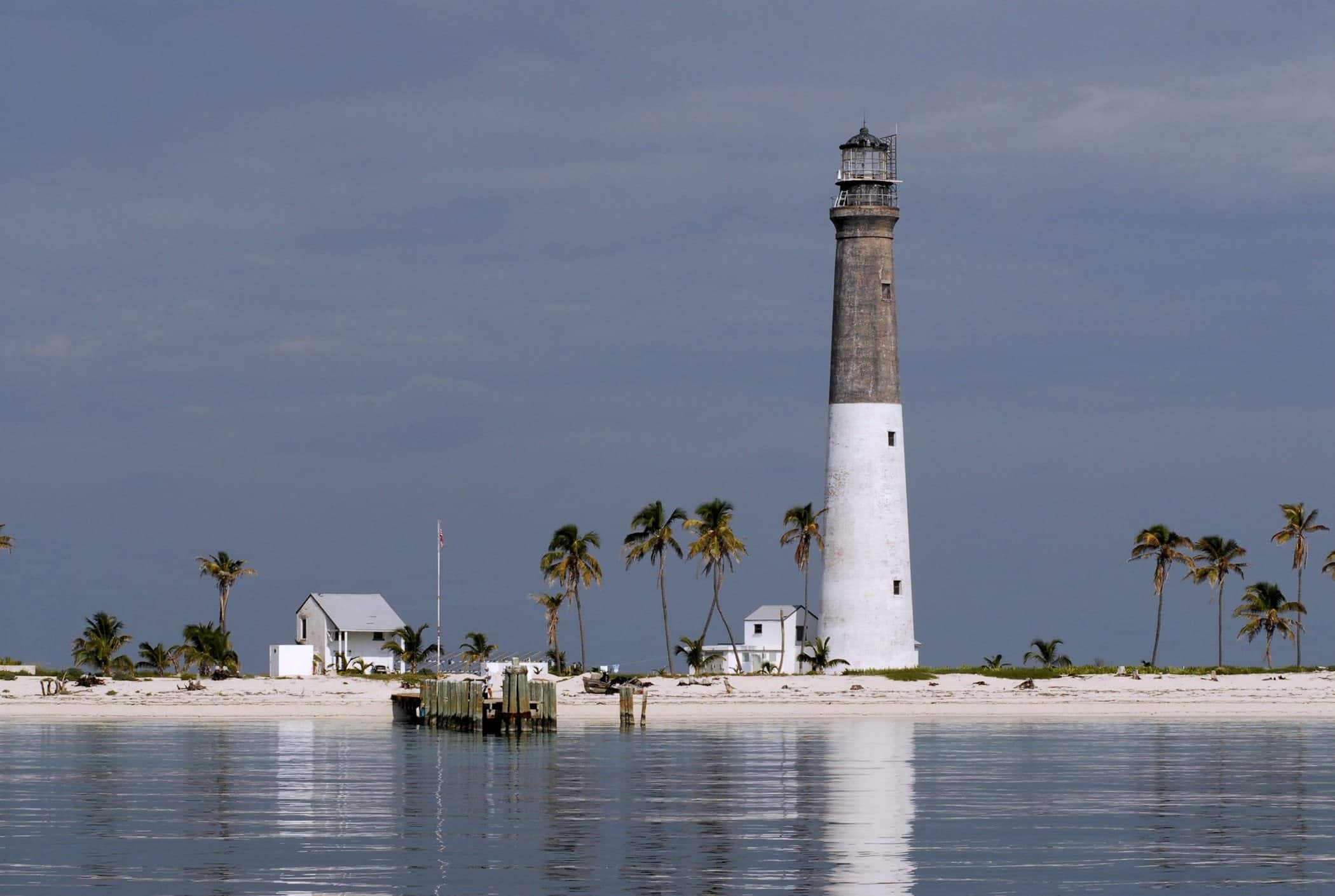 Dry_Tortugas_Lighthouse_2005 Dry Tortugas Florida Lighthouse